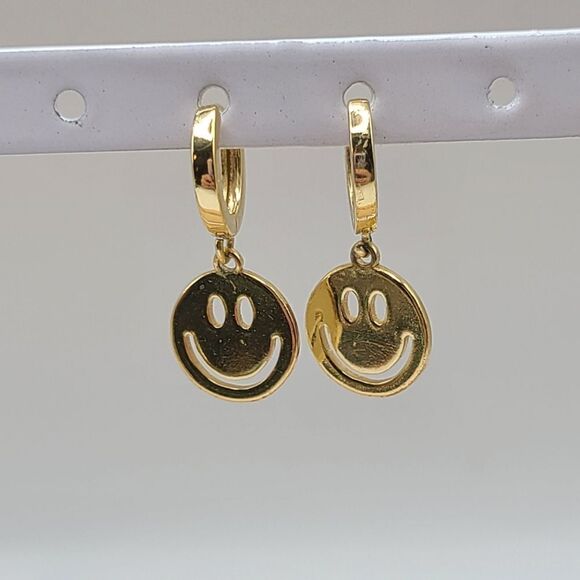 Smiley Face Earrings, pierced gold tone - Picture 2 of 5